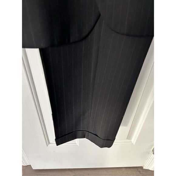 Jos a bank black stripped suit size 42r jacket and 35R pants - Picture 2 of 7